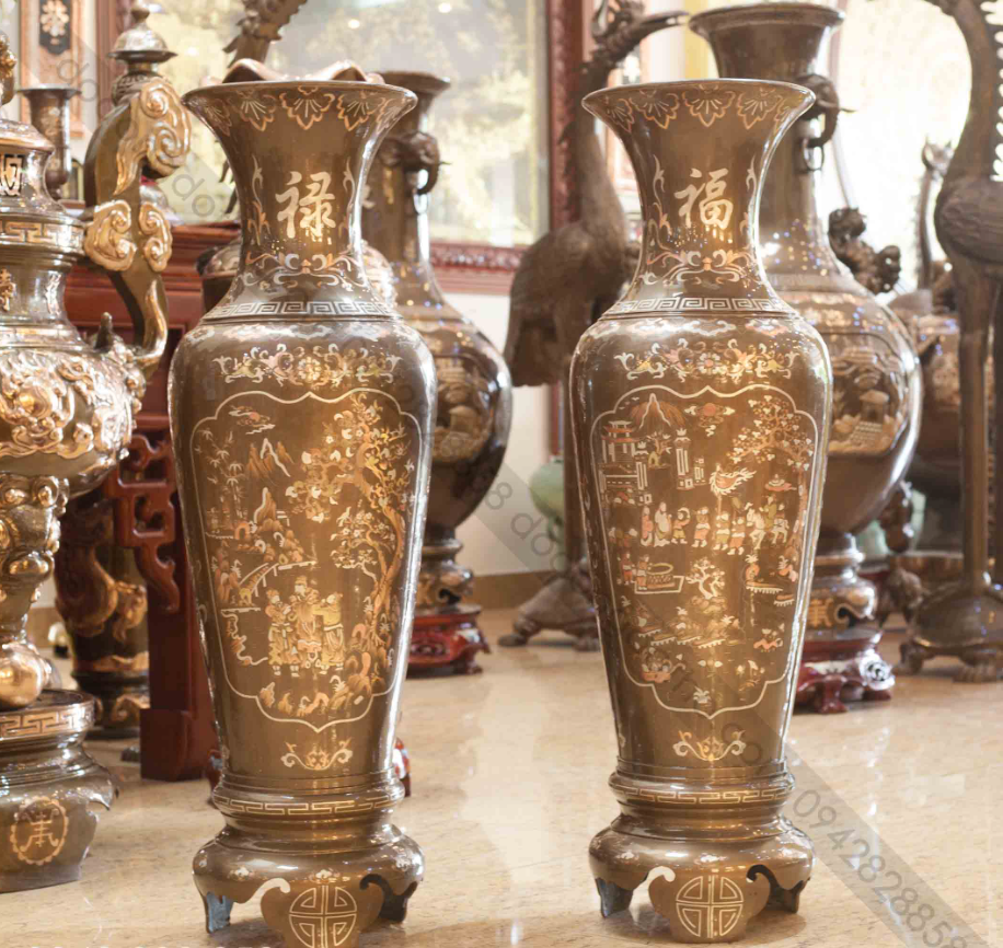 Giới Thiệu Về Đôi Ché Thờ bằng đồng khảm tam khí